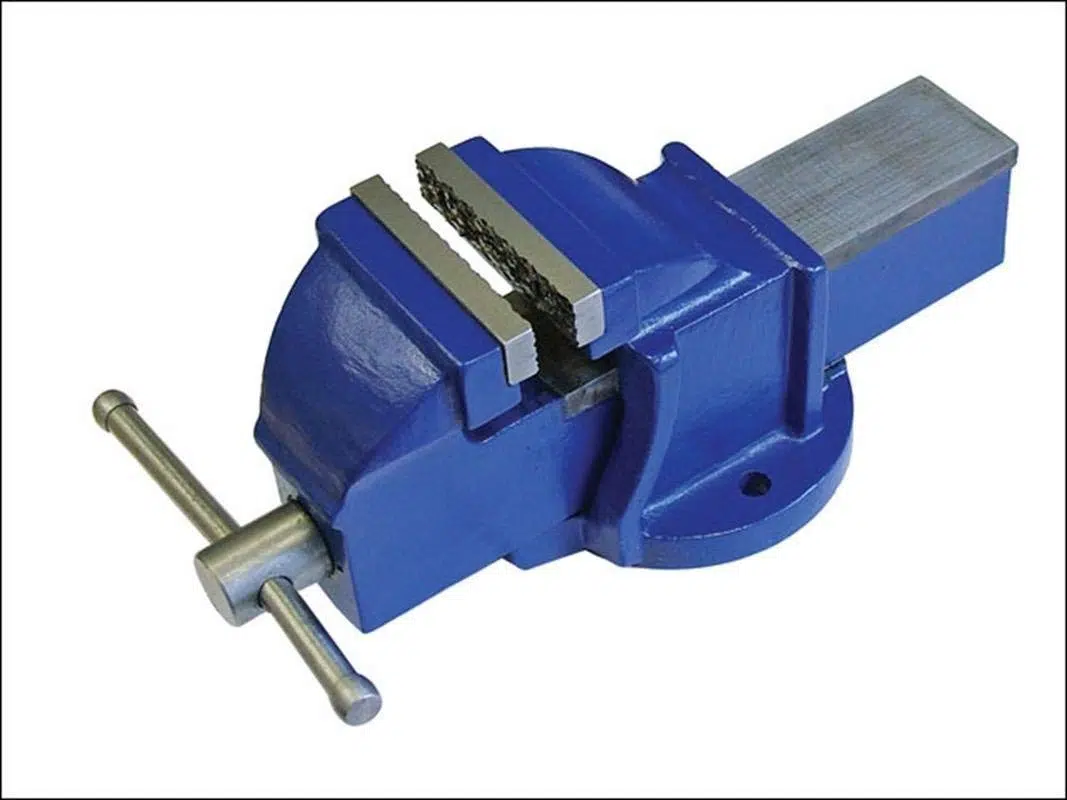 HIRA METRO Pipe Vice-1/2 To 2"& TABLE VICE COMBO